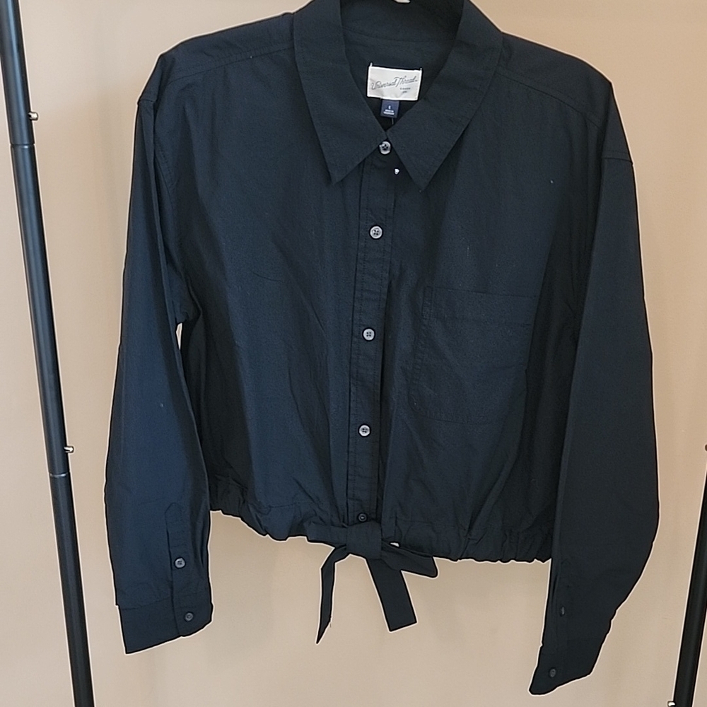 Universal Thread Black Button Down With Tie Bottom